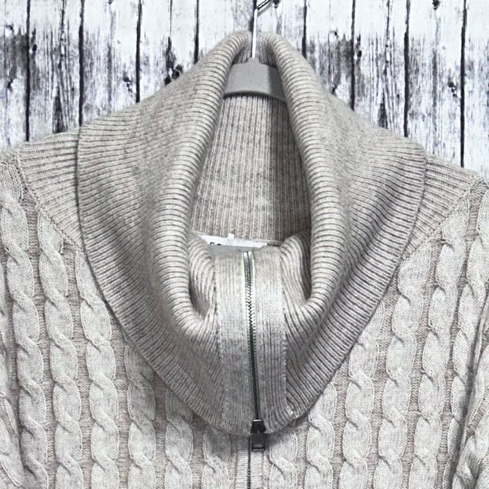 Frame Half-Zip Cable Sweater - Picture 3 of 9